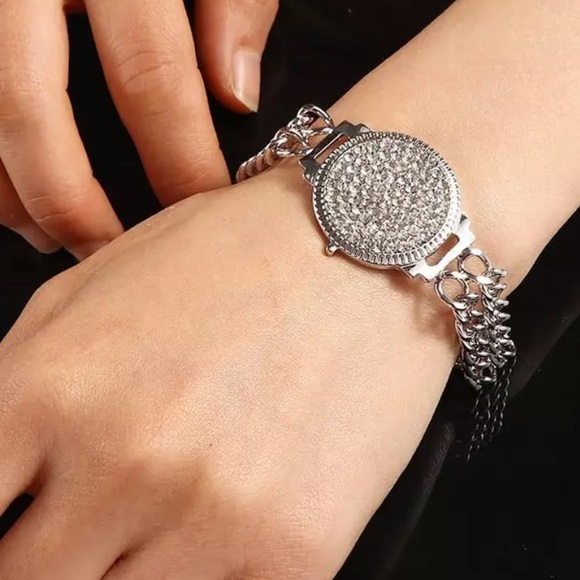 NEW 18K RHINESTONE DOUBLE WATCH STRAP BRACELET - Picture 2 of 6